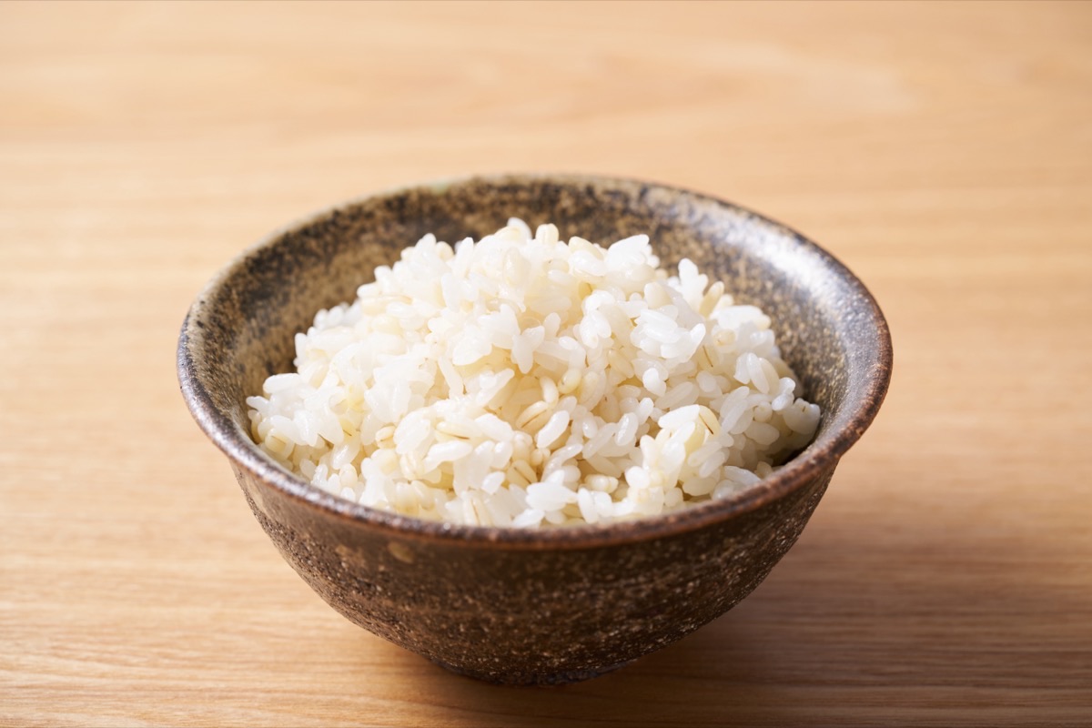 もち麦と押し麦の違い|どっちを選ぶ?食物繊維12.2gは押麦の値
